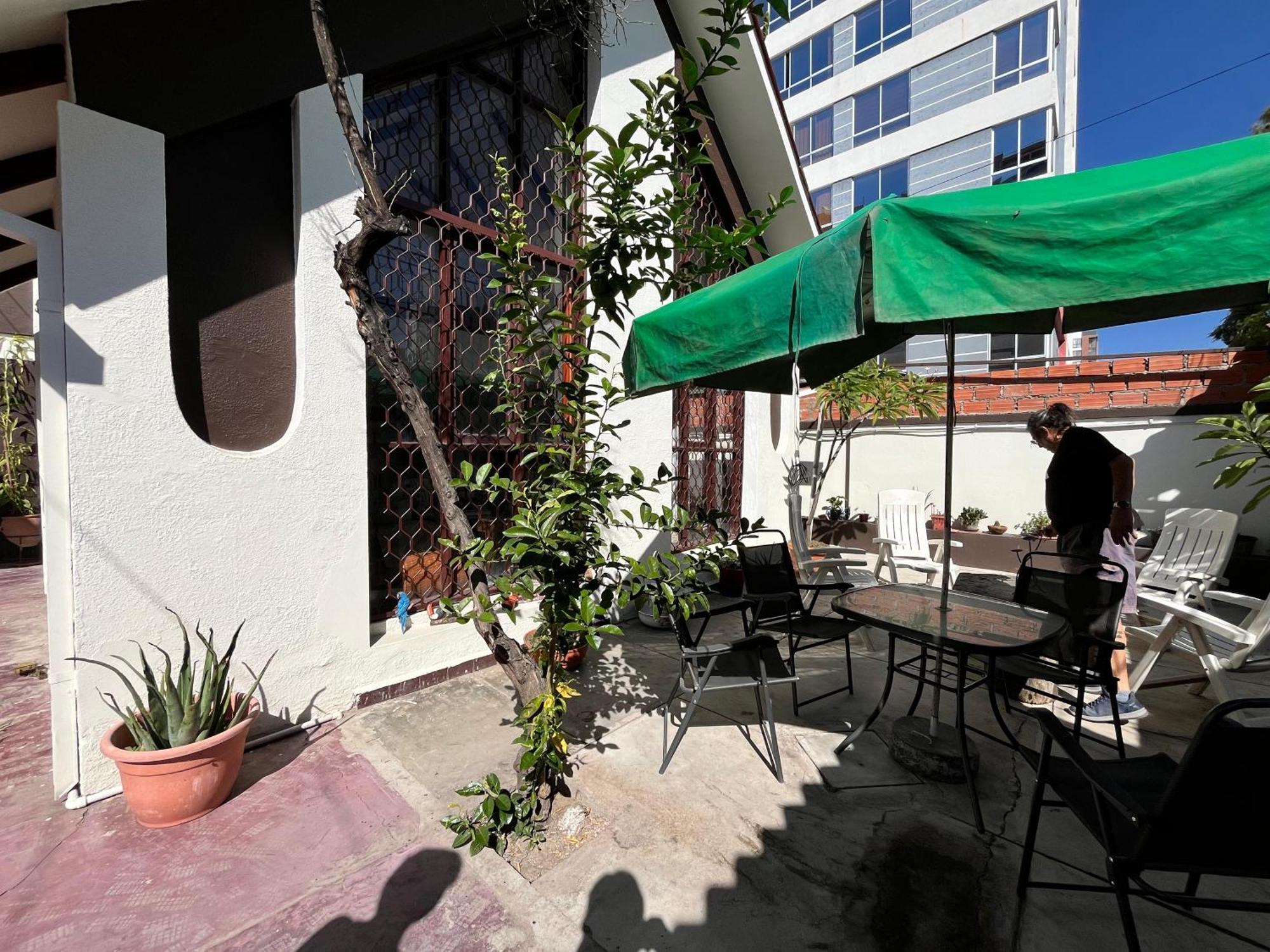 El Pueblito Hostel Cochabamba Exterior photo