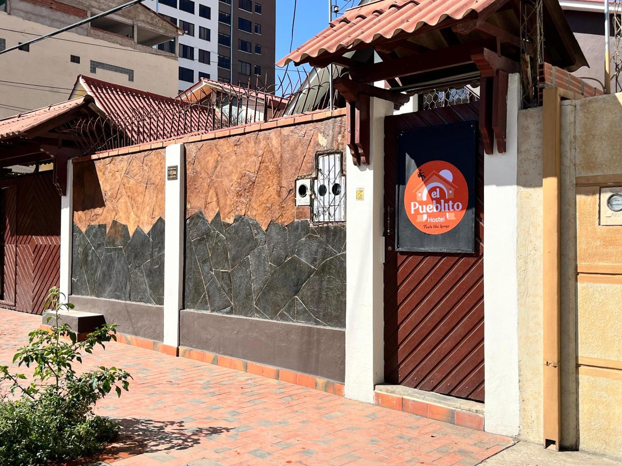 El Pueblito Hostel Cochabamba Exterior photo